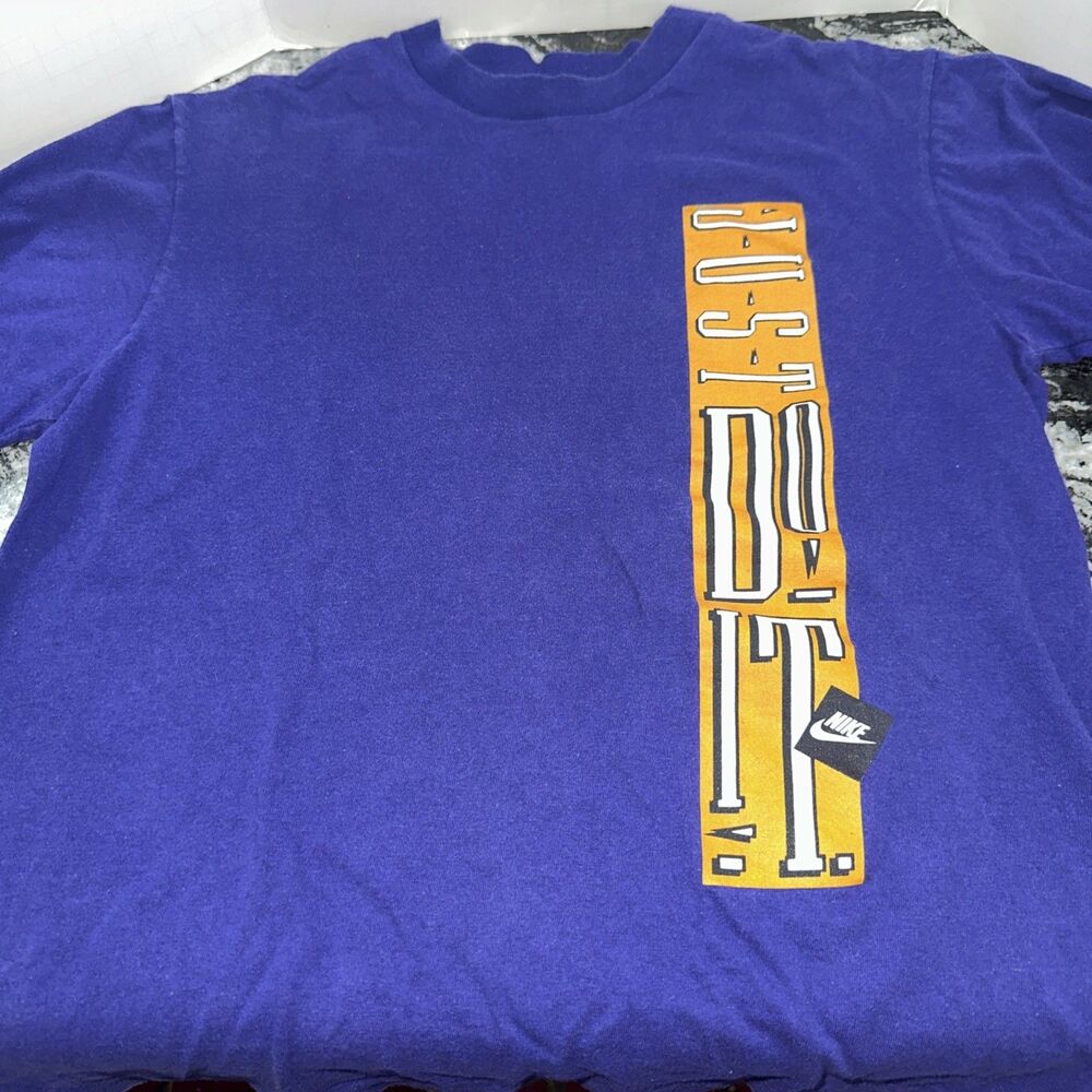 Vtg T-Shirt Purple“JUST DO IT” Nike Graphic USA 90s Single Stitch Medium